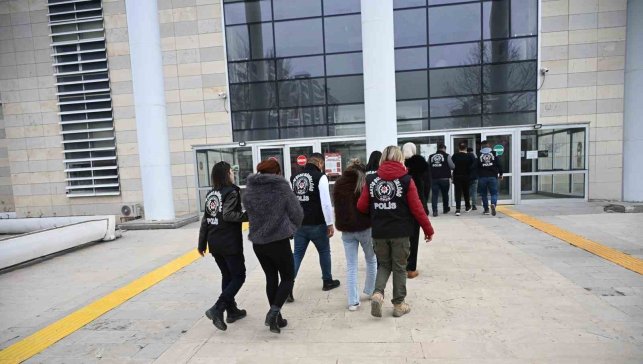Elazığ'da fuhuş operasyonu: 2 şüpheli tutuklandı