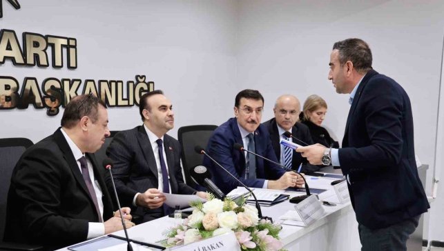 Bakan Kacır'a Akçadağ'ın Küçük Sanayi Sitesi projesi sunuldu