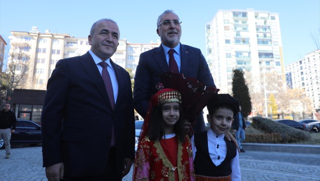 Çalışma ve Sosyal Güvenlik Bakanı Işıkhan, Elazığ'da konuştu: