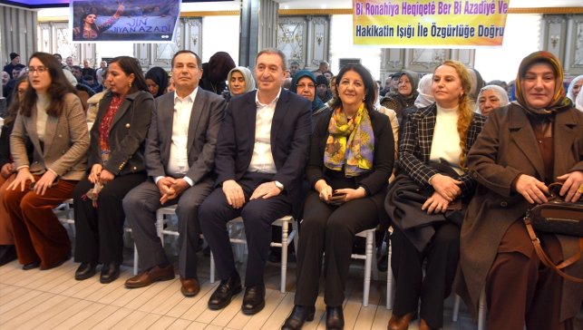 DEM Parti Eş Genel Başkanı Bakırhan, Bitlis'te halk buluşmasında konuştu: