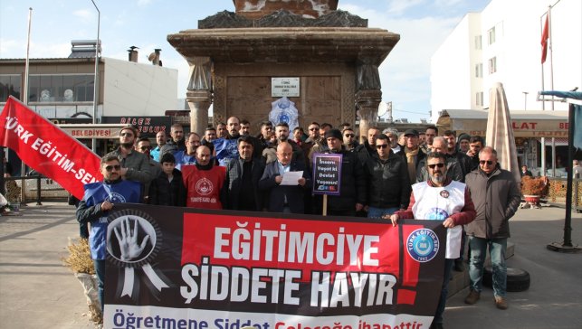 Bitlis'te okul müdürlerine yapılan saldırı kınandı