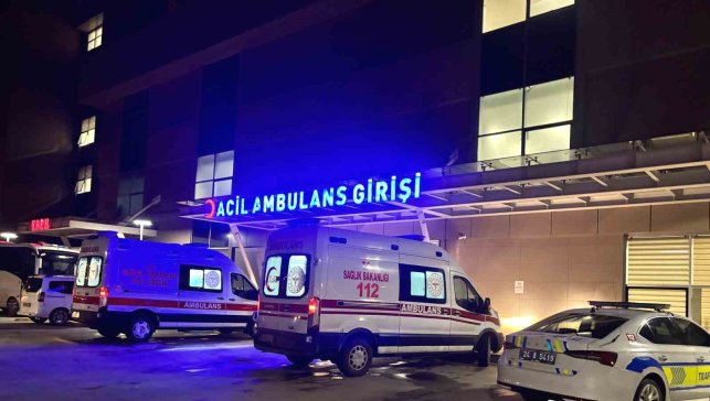 Motosiklet sürücüsü askeri personel ağır yaralandı