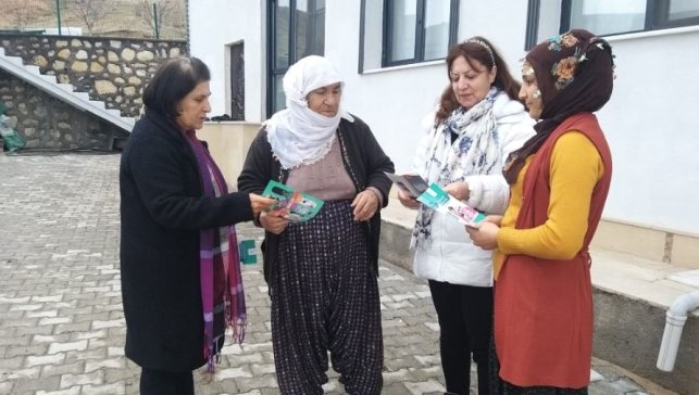 Tunceli'de mobil sağlık hizmeti ve bilgilendirme çalışması