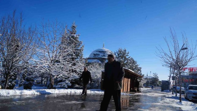 Doğu'da kar yağışı devam edecek