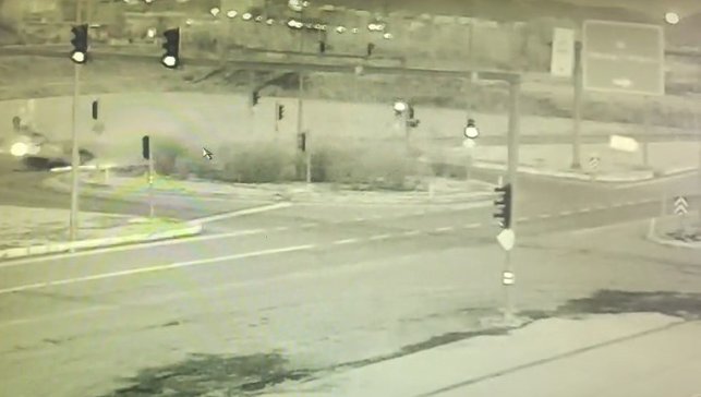 Bingöl'de taklalar atan aracın ters döndüğü kaza kameralara yansıdı