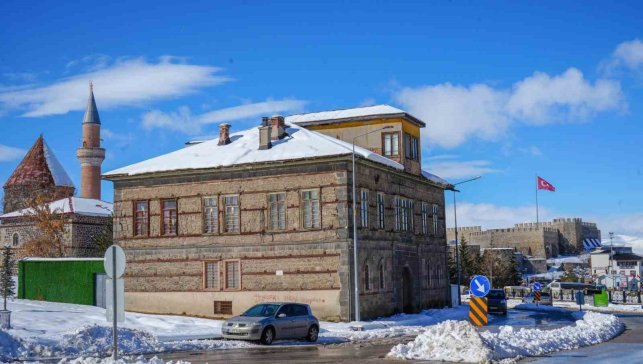 Erzurum ve Erzincan için kar yağışı uyarısı