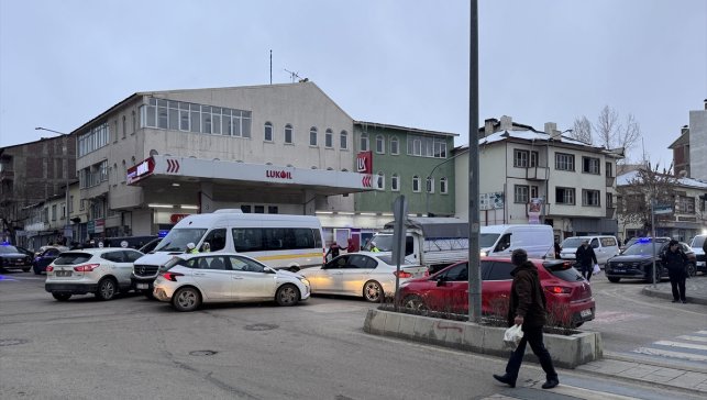 Erzurum'da sopalı kavgaya ilişkin 10 şüpheli yakalandı