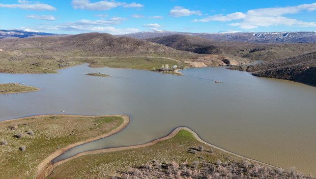 Kuruma noktasına gelen Gülbahar Baraj Gölü mevsimsel yağışlarla canlandı