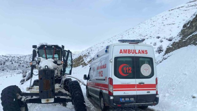 Malatya Büyükşehir Belediyesi'nde yoğun kar mesaisi