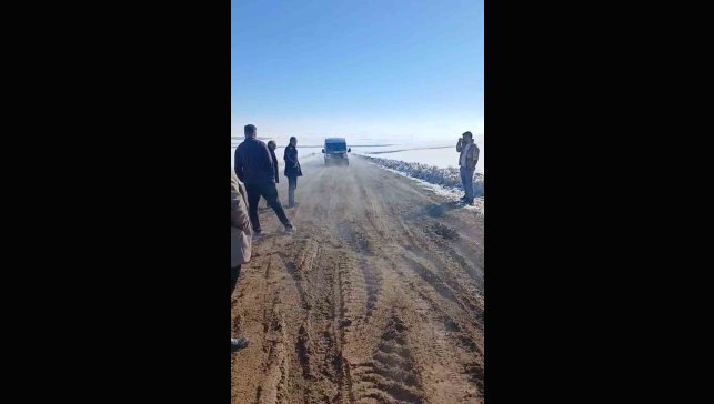 Çamurlu yollarda eğitim çilesi