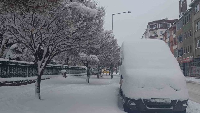 Kars'ta 212 köy yolu ulaşıma kapandı