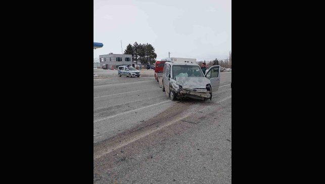 Malatya'da trafik kazası: 2 yaralı