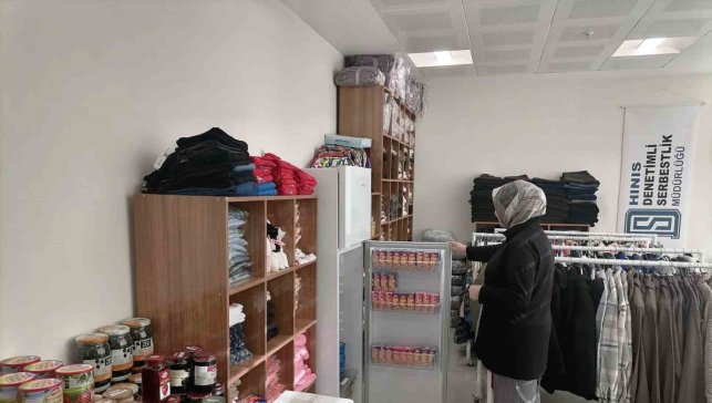 Hınıs adliyesinde sosyal market açıldı