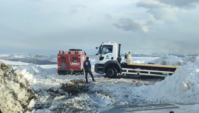 Bingöl'de UMKE'nin kar ve tipide zamanla yarışı