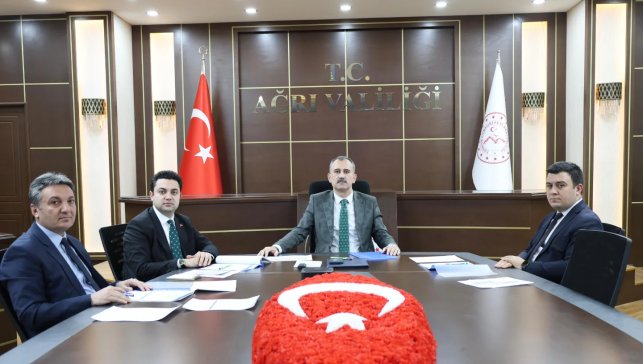 Ağrı’da “Vakıf Performans Karneleri” toplantısı VKS üzerinden yapıldı