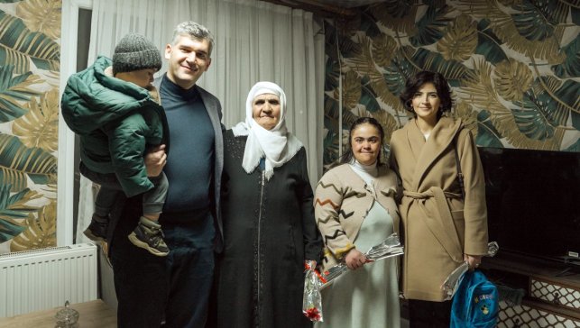 Diyadin’de 8 Mart’ta anlamlı iftar: Kaymakam Korkusuz, şehit ailesi ve kadın personellerle buluştu