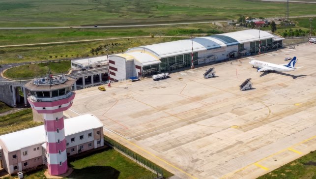 Ağrı Ahmed-i Hani Havalimanı’nda Yolcu Sayısı 27 Bini Aştı, Uçak Trafiği Artış Gösterdi