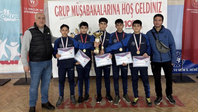 Ağrı badminton takımı rakiplerini 5-0 yenerek Türkiye Şampiyonası bileti aldı