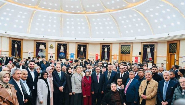 Malatya’da Bayramlaşmada Dikkat Çeken Çıkış: “Güçlü Liderlik Şart”