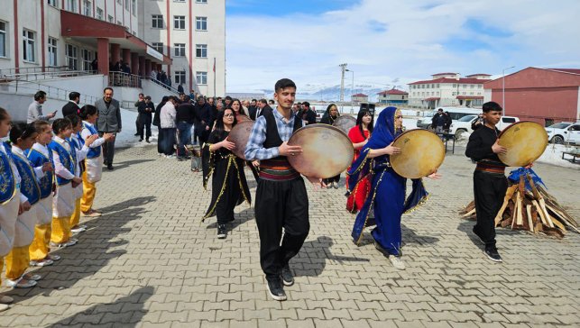 Diyadin’de Nevruz Bayramı Coşkuyla Kutlandı