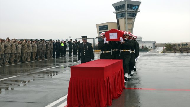 Ağrı'da askeri araç kazasında şehit olan Uzman Çavuş Selman Akarsel için tören düzenlendi