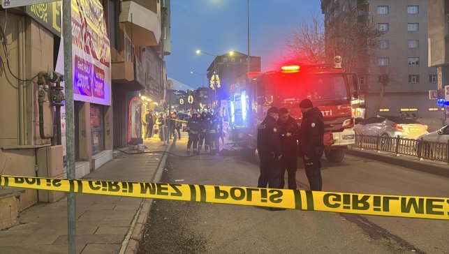 Erzurum’da halı mağazasında çıkan yangın söndürüldü, kundaklama şüphesiyle 1 kişi gözaltında