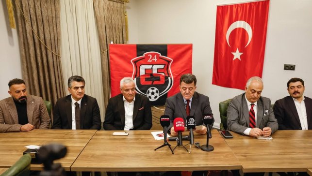 24Erzincanspor yönetimi iftarda basınla buluştu