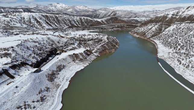Bingöl'de kar sonrası güzel manzaralar ortaya çıktı