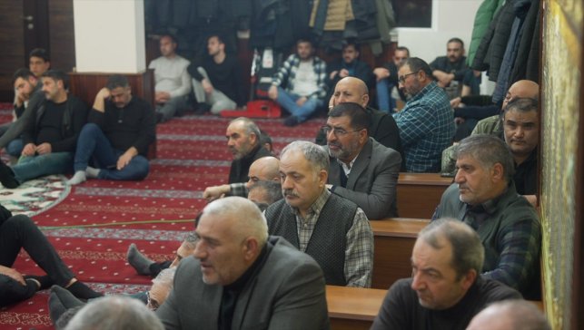 İran lideri Hamaney için Kars'ta anma ve taziye programı düzenlendi