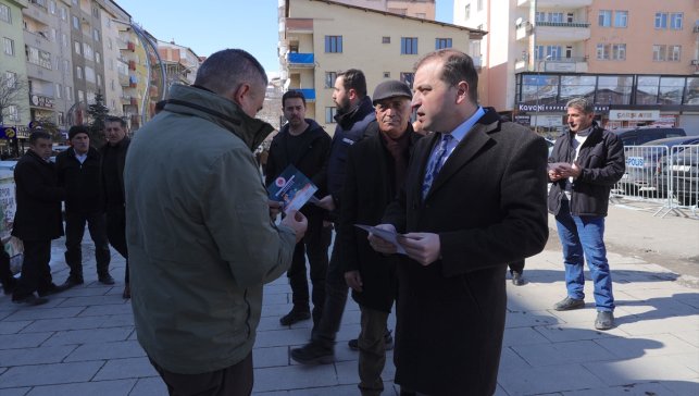 Hakkari'de vatandaşlar dolandırıcılık olaylarına karşı bilgilendirildi