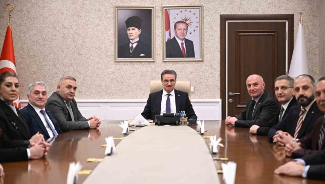 ETSO Başkanı Saim Özakalın ile ETSO yönetiminden Vali Aydın Baruş'a hayırlı olsun ziyareti