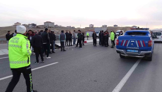 Malatya'da otomobilin çarptığı 16 yaşındaki çocuk hayatını kaybetti