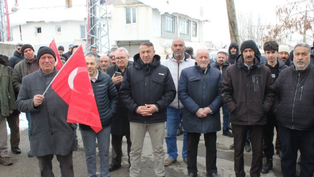 ABD ve İsrail'in İran'a saldırıları Ağrı'da protesto edildi