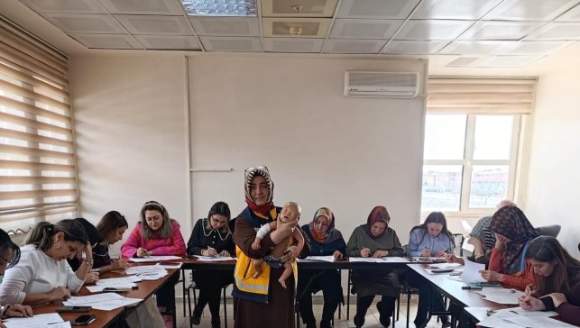 Erzincan İl Sağlık Müdürlüğü personeline temel ilk yardım eğitimi verildi