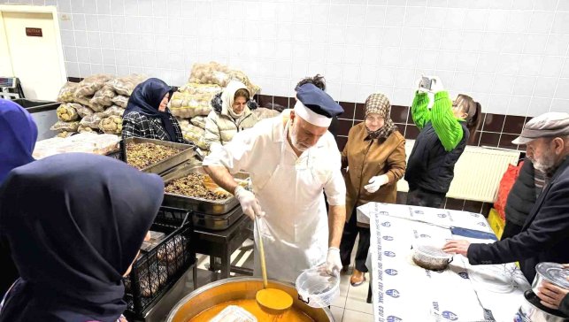 Kent Konseyi Kadın Meclisi'nden iftar dayanışması