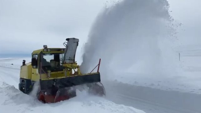 Kars'ta 25 köy yolu ulaşıma kapandı, ekipler seferber oldu