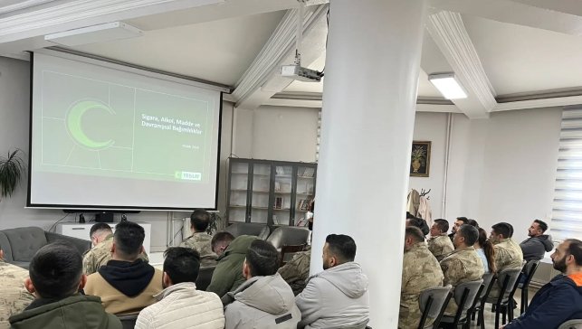 Kars'ta jandarmaya bağımlılıkla mücadele eğitimi