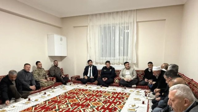Karakoçan'da emekli din görevlileri unutulmadı