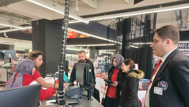 Elazığ'da market ve işletmelere poşet denetimi