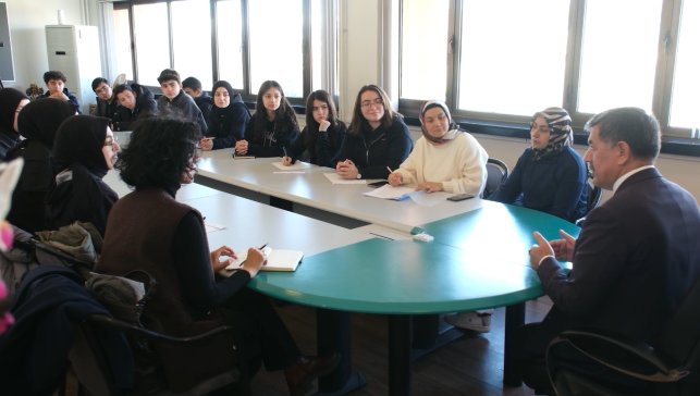 Lise öğrencileri çevre çalışmalarını yerinde öğrendi