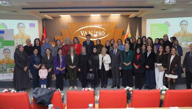 Van'da "Kadın Çiftçiler Sürdürülebilir Gelecek İçin Buluşuyor Programı' düzenlendi