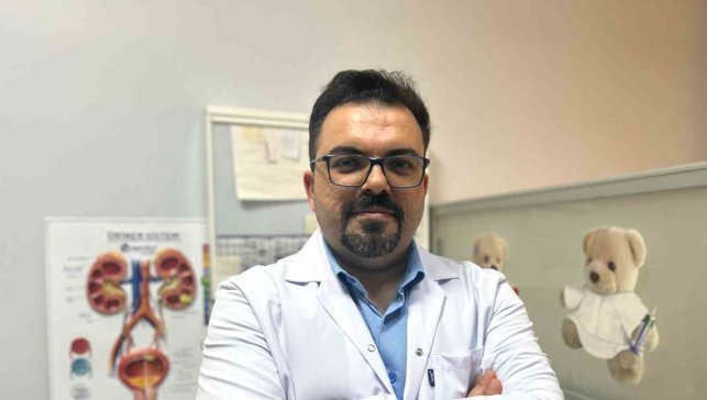 Üroloji Uzmanı Dr. Şığva: "Taş hastalığı böbrek kaybına yol açıyor"