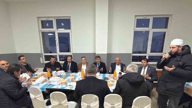 Otlukbeli'nde şehit yakınları, gaziler ve vatandaşlar iftar programında buluştu