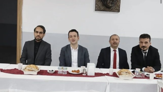 Çıldır Şehit Öğretmen Sezgin Yolcu Yatılı Bölge Ortaokulu'nda iftar buluşması
