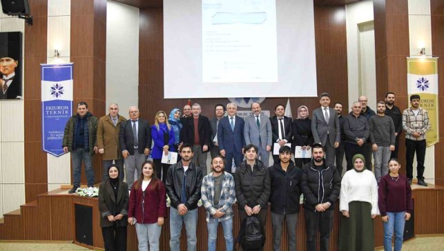 ETÜ'de "İstiklal Marşı'nın Kabulünün 105. yılı ve Mehmet Akif Ersoy" paneli düzenlendi