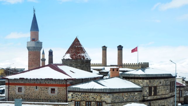 Kar Doğu'yu terk etmiyor