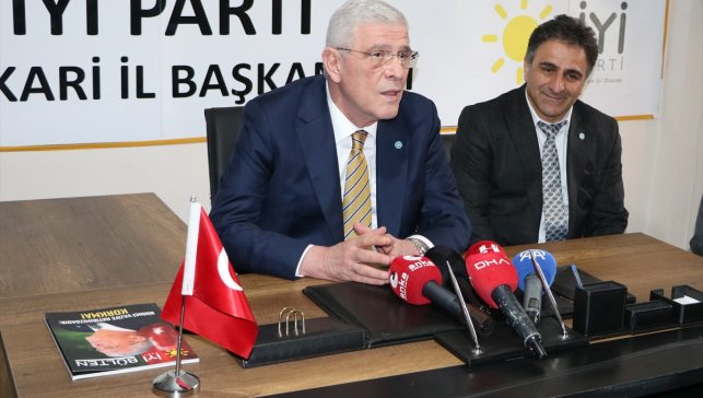  İYİ Parti Genel Başkanı Dervişoğlu, Hakkari'de partililerle buluştu: