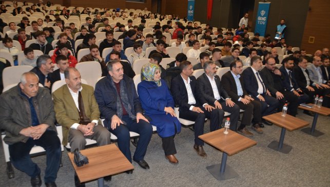 Muş'ta Vakıf İnsan yarışması düzenlendi