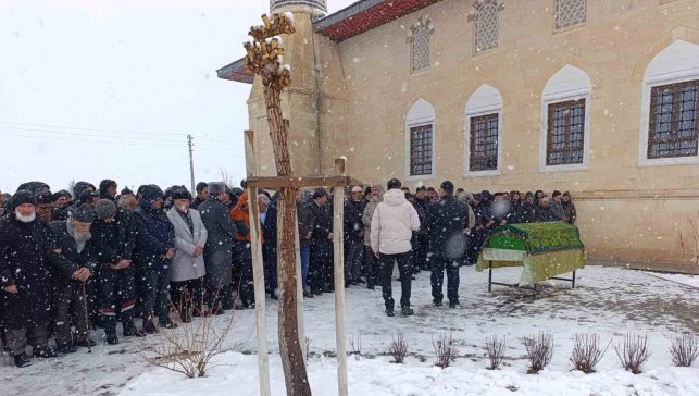 Hüseyin Mazlumoğlu son yolculuğuna uğurlandı