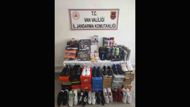 Van'da 209 parça kaçak eşya ele geçirildi
